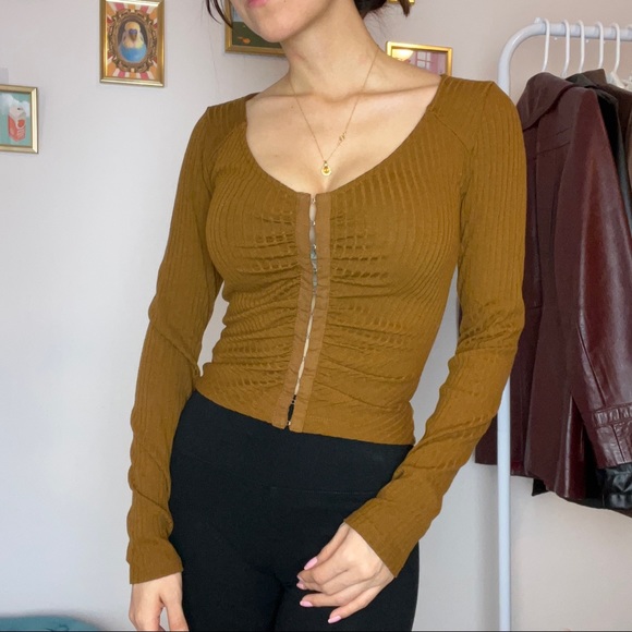 FOREVER21 Brown Ribbed Top - Picture 2 of 8